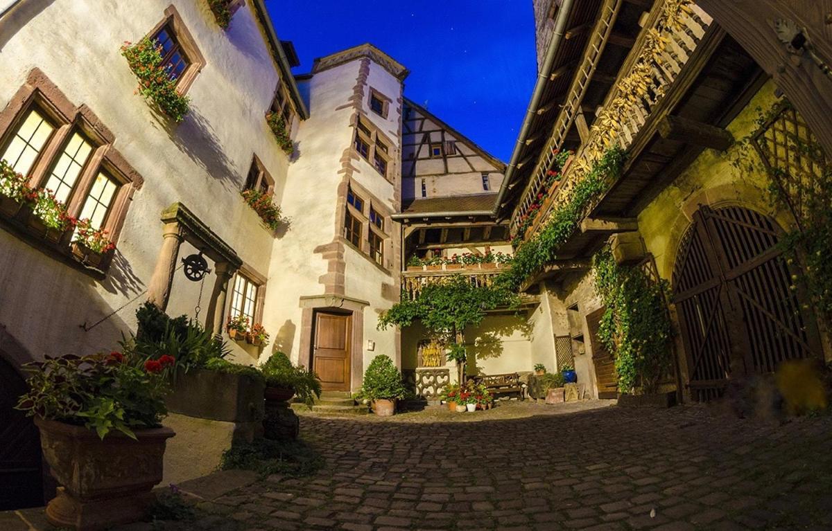 Bed and Breakfast Adrihof A Riquewihr, Cour De L'Abbaye D'Autrey Exterior foto