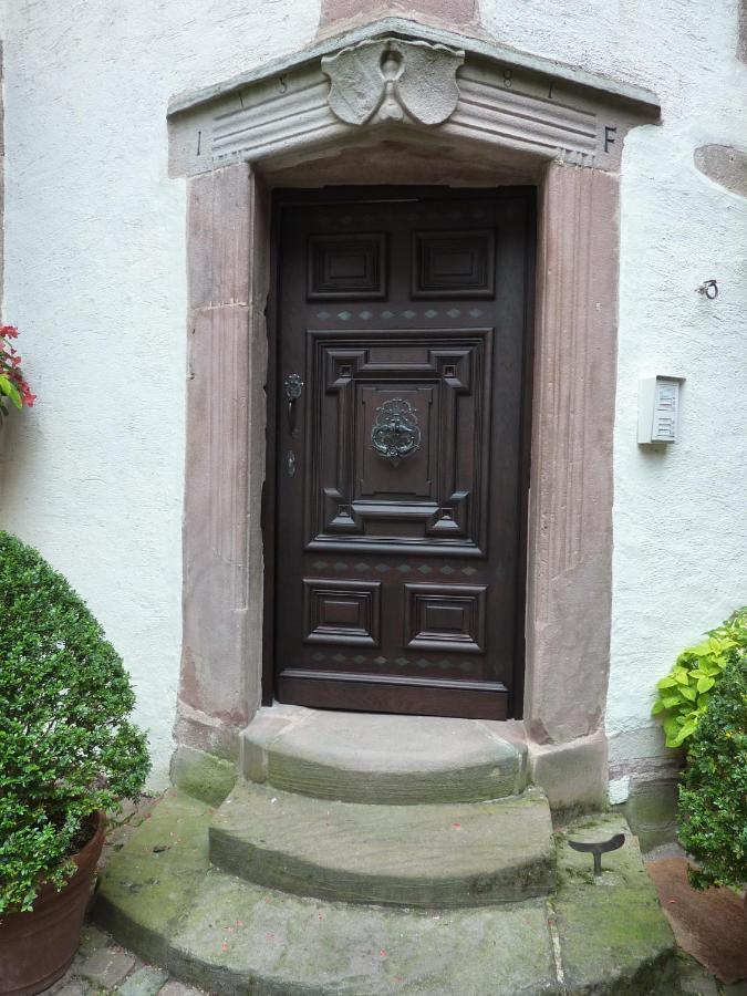 Bed and Breakfast Adrihof A Riquewihr, Cour De L'Abbaye D'Autrey Exterior foto