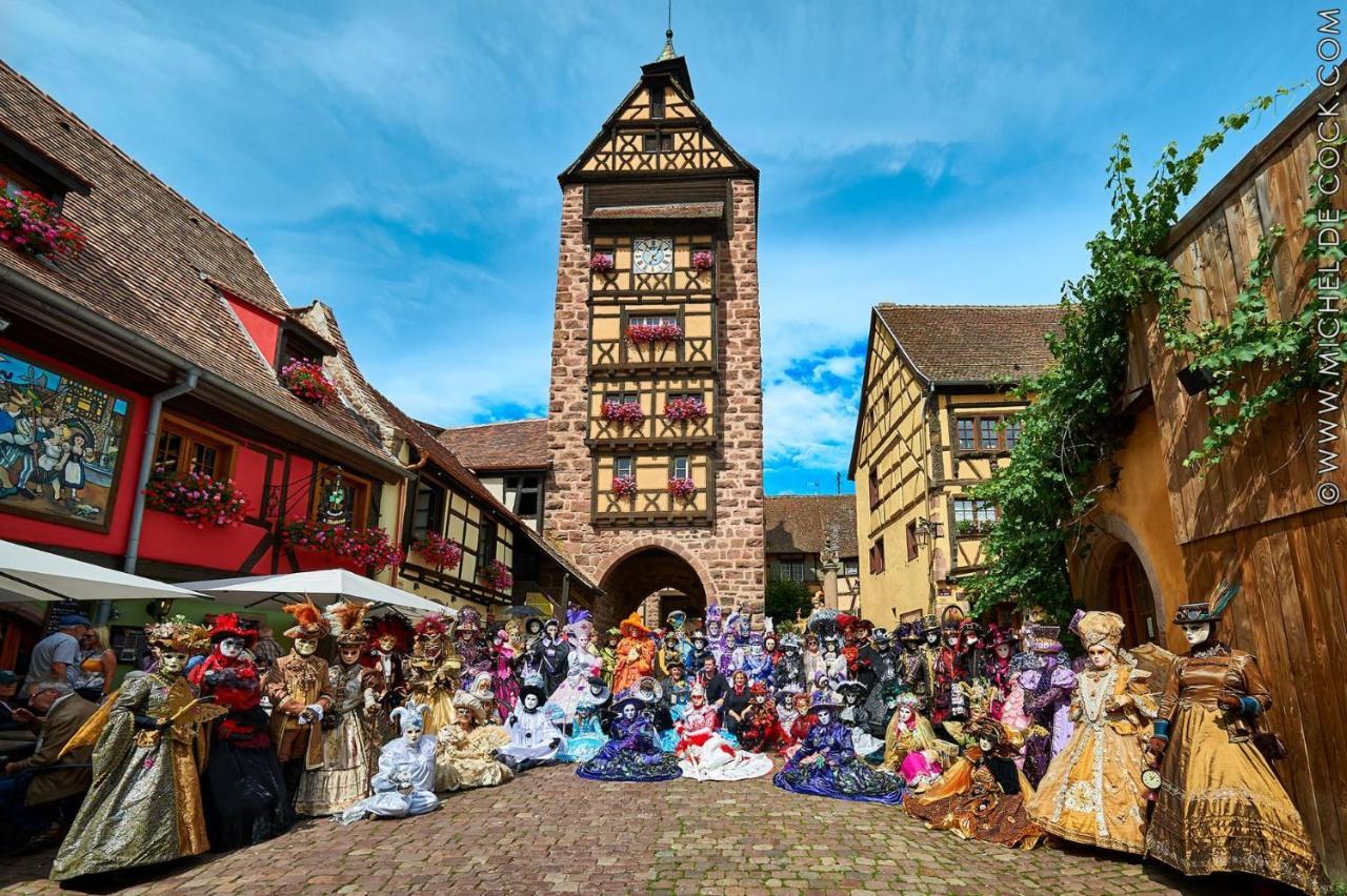 Bed and Breakfast Adrihof A Riquewihr, Cour De L'Abbaye D'Autrey Exterior foto